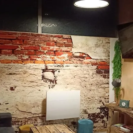 Hébergement de vacances à L'usine Loft Industriel Atypique Saint-Quentin-Lamotte-Croix-au-Bailly