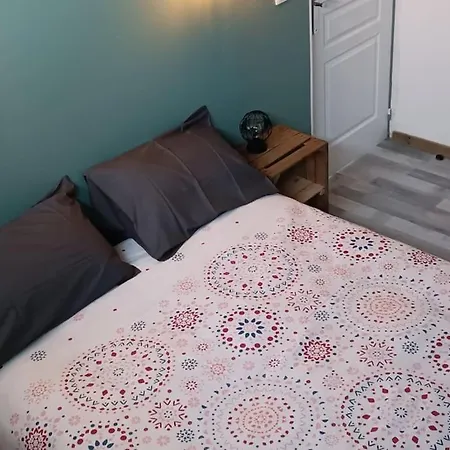 Hébergement de vacances à L'usine Loft Industriel Atypique Saint-Quentin-Lamotte-Croix-au-Bailly