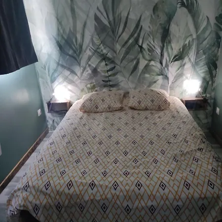 à L'usine Loft Industriel Atypique * Saint-Quentin-Lamotte-Croix-au-Bailly