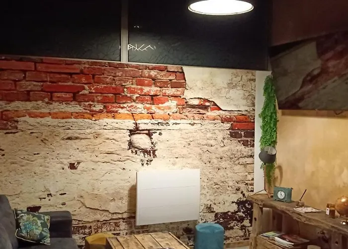 Hébergement de vacances à L'usine Loft Industriel Atypique Saint-Quentin-Lamotte-Croix-au-Bailly