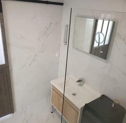 Hébergement de vacances à L'usine Loft Industriel Atypique *