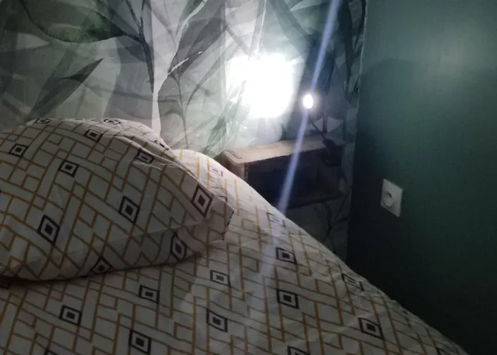 Hébergement de vacances à L'usine Loft Industriel Atypique Saint-Quentin-Lamotte-Croix-au-Bailly