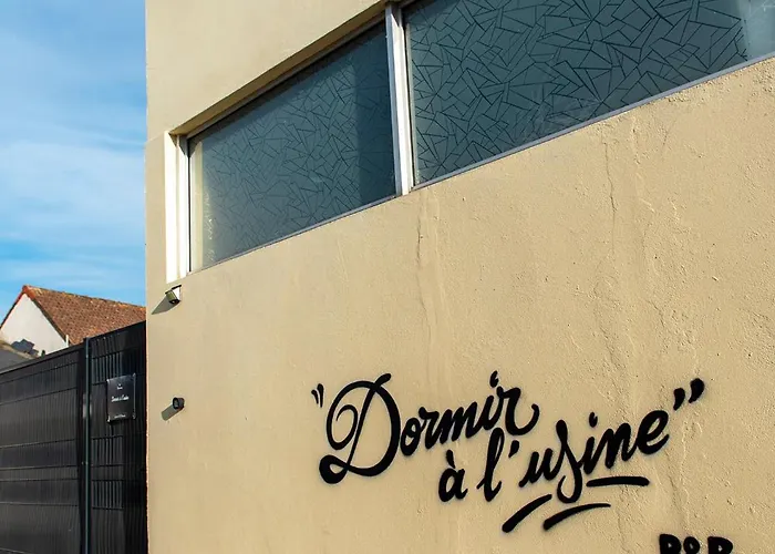 à L'usine Loft Industriel Atypique Saint-Quentin-Lamotte-Croix-au-Bailly