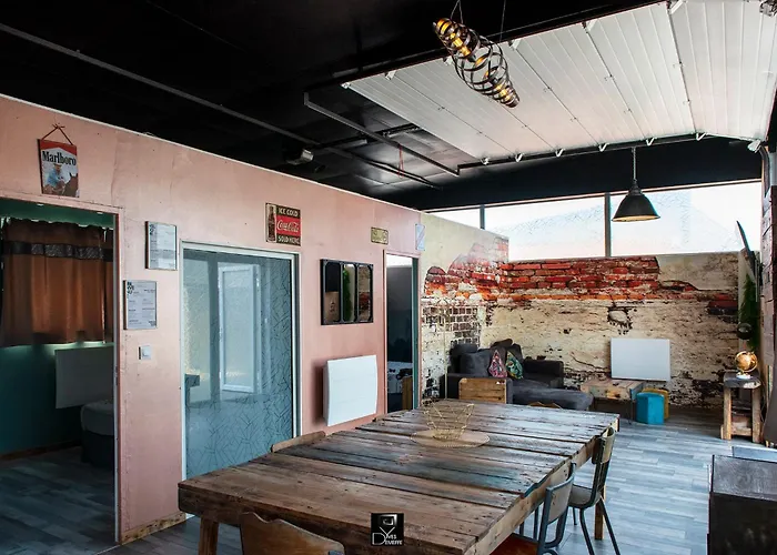 à L'usine Loft Industriel Atypique Hébergement de vacances *